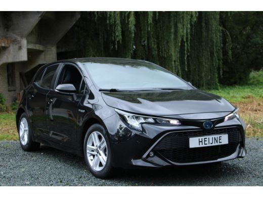 Toyota Corolla 1.8 HYBRID AUT. DYNAMIC NAVI/CAMERA/CARPLAY ActivLease financial lease