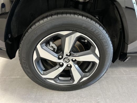 Toyota RAV4 2.5 Plug-in Hybrid AWD Dynamic ActivLease financial lease