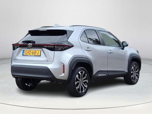 Toyota Yaris Cross 1.5 Hybrid 115 First Edition | Parkeersensor | Blindspot | Apple CarPlay | Rijklaarprijs incl. ga... ActivLease financial lease