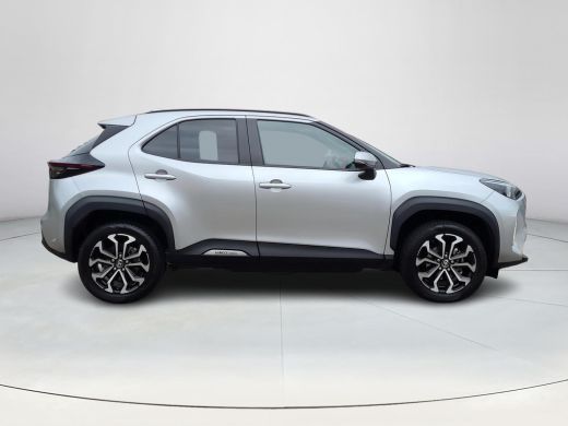 Toyota Yaris Cross 1.5 Hybrid 115 First Edition | Parkeersensor | Blindspot | Apple CarPlay | Rijklaarprijs incl. ga... ActivLease financial lease