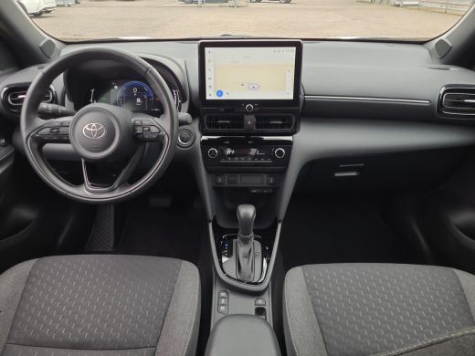 Toyota Yaris Cross 1.5 Hybrid 115 First Edition | Parkeersensor | Blindspot | Apple CarPlay | Rijklaarprijs incl. ga... ActivLease financial lease