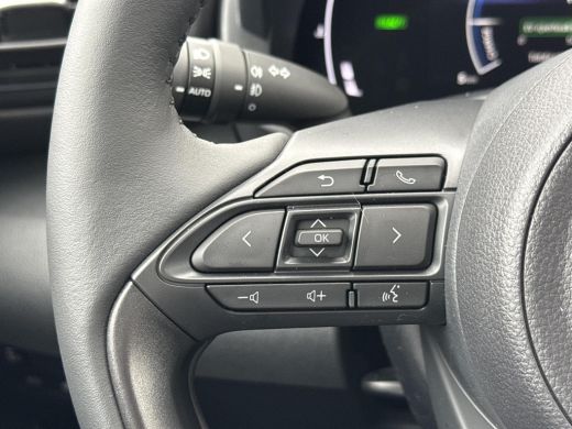 Toyota Yaris Cross 1.5 Hybrid 115 First Edition **STOEL EN STUURWIELVERWARMING/ ADAPTIEF CRUISE CONTROL/ KEYLESS/ PA... ActivLease financial lease