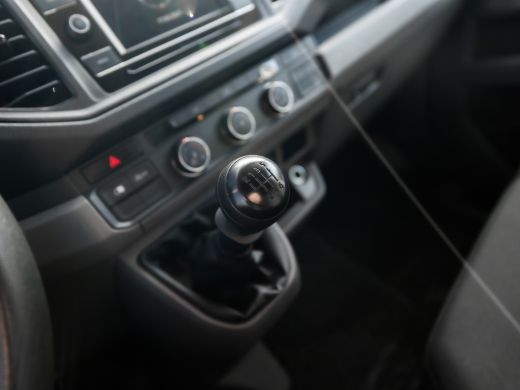 Volkswagen Crafter 35 2.0 TDI L4H3 (EURO 6, DUBBELE SCHUIFDEUREN, APPLE CARPLAY, CAMERA, AIRCO, ELEK RAMEN, 3 ZITPLA... ActivLease financial lease