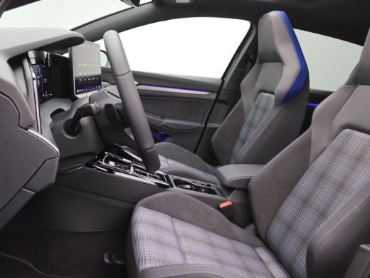 Volkswagen Golf 1.5 eHybrid GTE 272PK DSG Pano-Schuifdak, 360gr. Camera, Adaptieve Cruise Controle, Keyless, Side... ActivLease financial lease