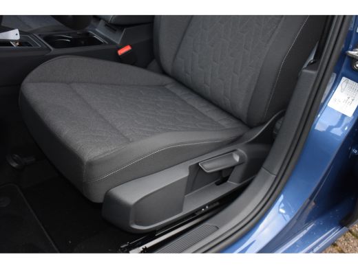 Volkswagen Golf Life Edition eHybrid TREKHAAK | APP. CONNECT | ADAPT. CRUISE | STOELVERWARMING |DAB | LED ActivLease financial lease