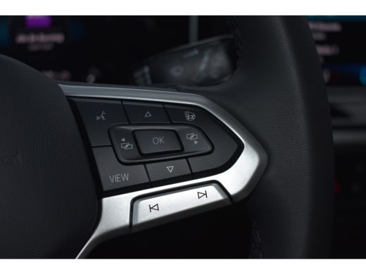 Volkswagen Golf Life Edition eHybrid TREKHAAK | APP. CONNECT | ADAPT. CRUISE | STOELVERWARMING |DAB | LED ActivLease financial lease