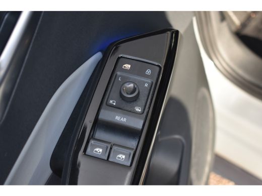 Volkswagen ID.3 204PK 58KWH FIRST PLUS | STOELEN + SPIEGELS VERW. | CAMERA. ACHTER | ADAPT. CRUISE | APP. CONNECT... ActivLease financial lease