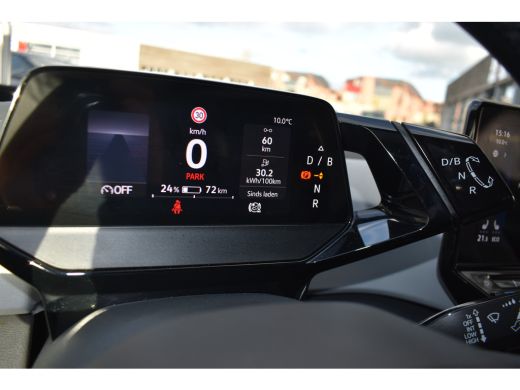 Volkswagen ID.3 204PK 58KWH FIRST PLUS | STOELEN + SPIEGELS VERW. | CAMERA. ACHTER | ADAPT. CRUISE | APP. CONNECT... ActivLease financial lease