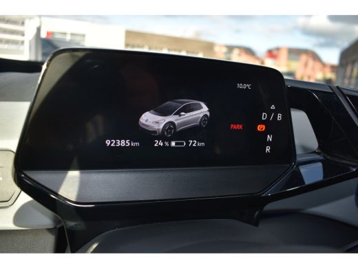 Volkswagen ID.3 204PK 58KWH FIRST PLUS | STOELEN + SPIEGELS VERW. | CAMERA. ACHTER | ADAPT. CRUISE | APP. CONNECT... ActivLease financial lease