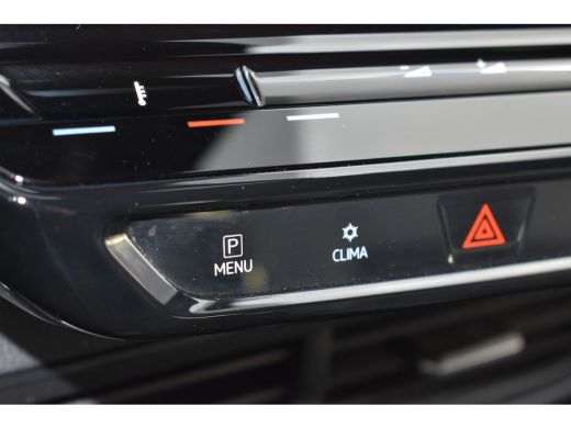 Volkswagen ID.3 204PK 58KWH FIRST PLUS | STOELEN + SPIEGELS VERW. | CAMERA. ACHTER | ADAPT. CRUISE | APP. CONNECT... ActivLease financial lease