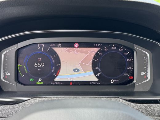 Volkswagen Passat Variant GTE TSI 218PK DSG PHEV BUSINESS LEDER/HEAD-UP/VIRTUAL ActivLease financial lease