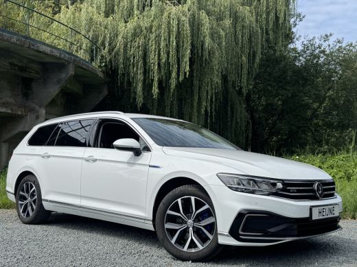 Volkswagen Passat Variant GTE TSI 218PK DSG PHEV BUSINESS LEDER/HEAD-UP/VIRTUAL ActivLease financial lease