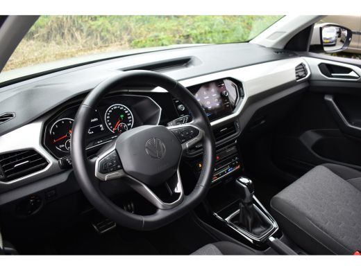 Volkswagen T-Cross TSI 110PK DSG STYLE NAVI/CARPLAY/PARKEERSENSOREN ActivLease financial lease