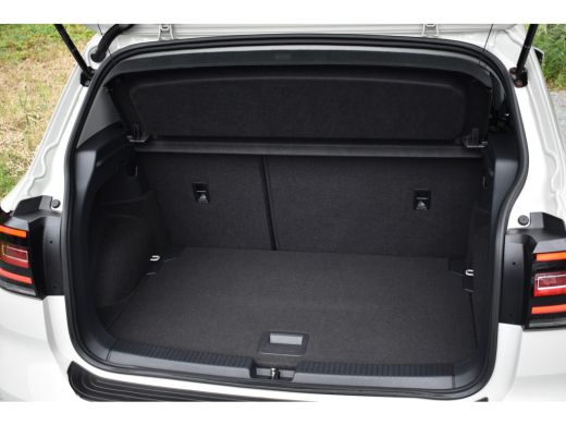 Volkswagen T-Cross TSI 110PK DSG STYLE NAVI/CARPLAY/PARKEERSENSOREN ActivLease financial lease