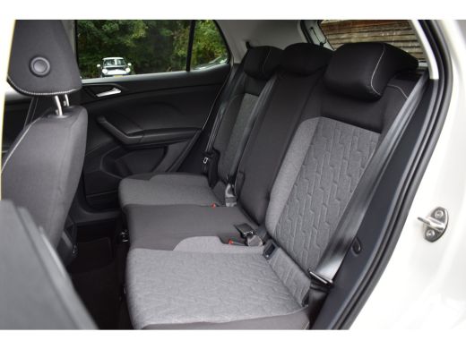 Volkswagen T-Cross TSI 110PK DSG STYLE NAVI/CARPLAY/PARKEERSENSOREN ActivLease financial lease