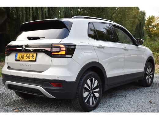Volkswagen T-Cross TSI 110PK DSG STYLE NAVI/CARPLAY/PARKEERSENSOREN ActivLease financial lease