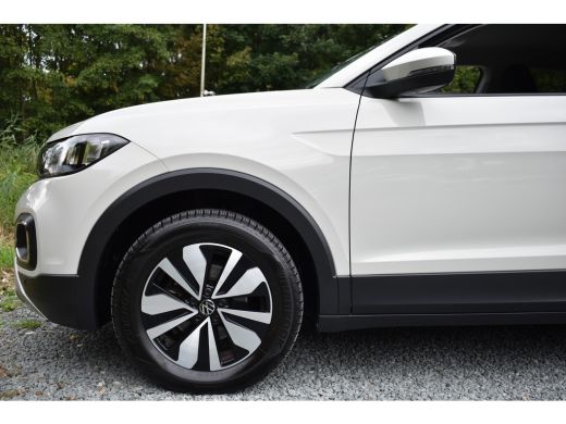 Volkswagen T-Cross TSI 110PK DSG STYLE NAVI/CARPLAY/PARKEERSENSOREN ActivLease financial lease