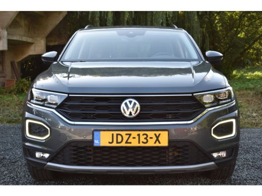Volkswagen T-Roc 1.5 TSI 150PK DSG Style NAVI/PDC/CARPLAY ActivLease financial lease