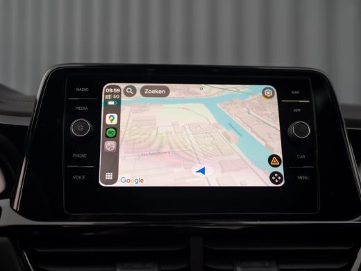 Volkswagen T-Roc 1.5 TSI R-Line Business | Panodak | Beats | Keyless | Trekhaak afnb | IQ Light | Side Assist | Pr... ActivLease financial lease