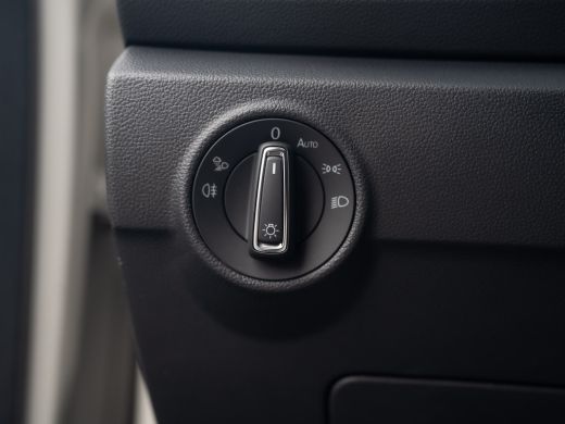 Volkswagen T-Roc 1.5 TSI R-Line Business | Panodak | Beats | Keyless | Trekhaak afnb | IQ Light | Side Assist | Pr... ActivLease financial lease