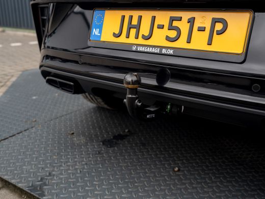 Volkswagen T-Roc 1.5 TSI R-Line | Panodak | Keyless | Side Assist | Elk. A-klep | IQ Light | Camera | Prijs Rijkla... ActivLease financial lease