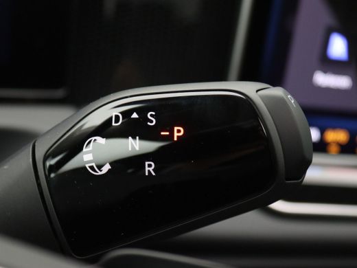 Volkswagen Tiguan 1.5 eHybrid Life Edition 204PK DSG Pano-Schuifdak, Trekhaak, 19" LM Velgen, Adaptieve Cruise Cont... ActivLease financial lease