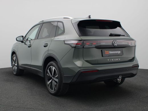 Volkswagen Tiguan 1.5 eHybrid Life Edition 204PK DSG Trekhaak, 19" LM Velgen, Adaptieve Cruise Controle, Achteruitr... ActivLease financial lease