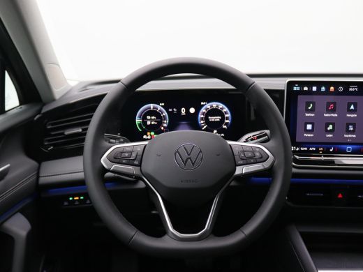 Volkswagen Tiguan 1.5 eHybrid Life Edition 204PK DSG Trekhaak, 19" LM Velgen, Adaptieve Cruise Controle, Achteruitr... ActivLease financial lease