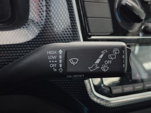 Volkswagen up! 1.0 | Airco | Bluetooth telefoonvoorbereiding | DAB ontvanger ActivLease financial lease