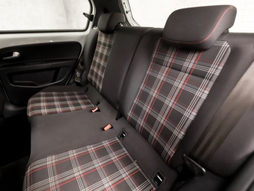 Volkswagen up! 1.0 TSI GTI (STOELVERWARMING, BLUETOOTH, SFEERVERLICHTING, GETINT GLAS, SPORTSTOELEN, LM VELGEN, ... ActivLease financial lease