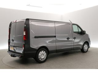 Renault Trafic 2.0 dCi T30 L2H1 | Airco | Cruise | Trekh. | Parkeersens. | LED Renault Trafic 2.0 dCi T30 L2H1 | Airco | Cruise | Trekh. | Parkeersens. | LED