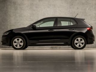 Skoda Fabia 1.0 TSI Sport Automaat (APPLE CARPLAY, GROOT NAVI, STOELVERWARMING, ADAPTIVE CRUISE, SPORTSTOELEN...
