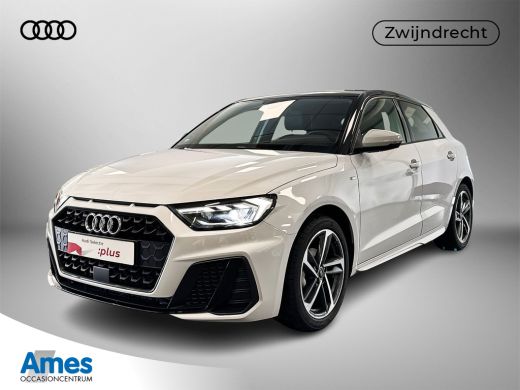 Audi A1 Sportback Sportback 25 95pk TFSI S edition Stoelverwarming voorin | Cruise control | Parkeerhulp achter Audi A1 Sportback Sportback 25 95pk TFSI S edition Stoelverwarming voorin | Cruise control | Parkeerhulp achter