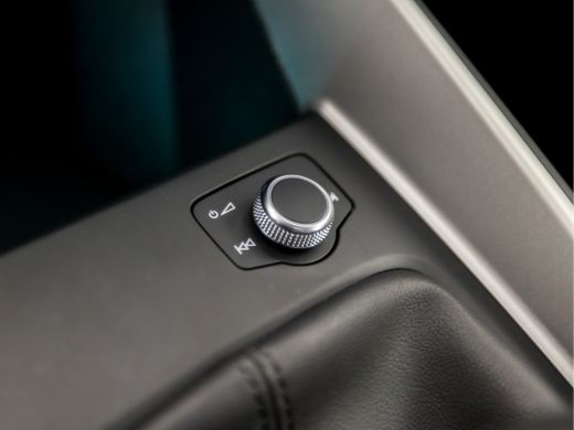 Audi A1 Sportback Sportback 30 TFSI Sport (APPLE CARPLAY, CLIMATE, LED KOPLAMPEN, GETINT GLAS, SFEERVERLICHTING, SP... ActivLease financial lease