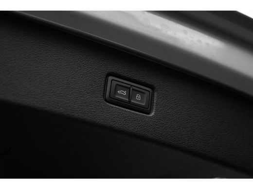 Audi Q7 60 TFSI e 490pk quattro Pro Line S Competition | Vierwielbesturing | S-Sportstoelen | Panoramdak ... ActivLease financial lease