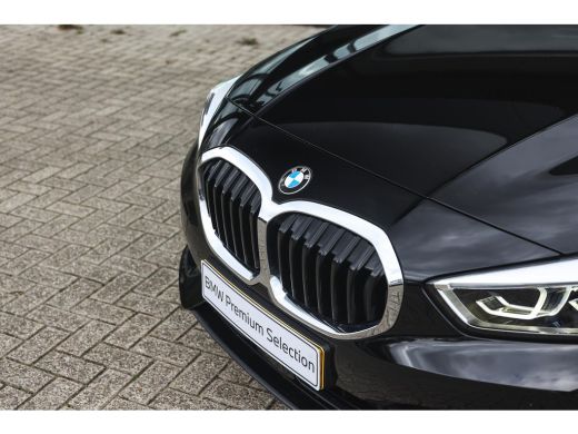 BMW 1 Serie 118i Sport Line Automaat / Sportstoelen / Achteruitrijcamera / LED / Cruise Control / Live Cockpi... ActivLease financial lease
