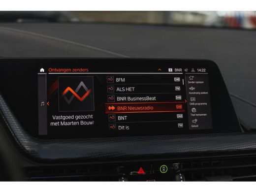 BMW 1 Serie 118i Sport Line Automaat / Sportstoelen / Achteruitrijcamera / LED / Live Cockpit Professional / ... ActivLease financial lease