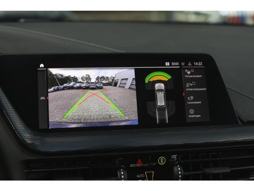 BMW 1 Serie 118i Sport Line Automaat / Sportstoelen / Achteruitrijcamera / LED / Live Cockpit Professional / ... ActivLease financial lease