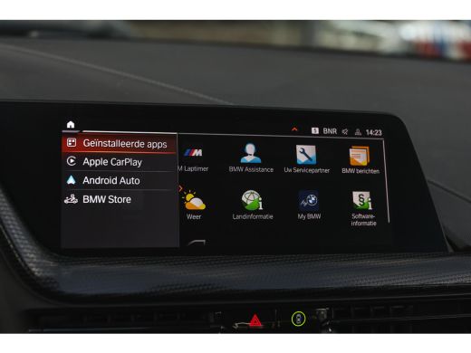 BMW 1 Serie 118i Sport Line Automaat / Sportstoelen / Achteruitrijcamera / LED / Live Cockpit Professional / ... ActivLease financial lease