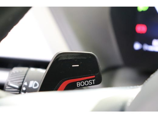 BMW 1 Serie 120 M Sport Automaat / Sportstoelen / M Adaptief onderstel / Comfort Access / Adaptieve LED / Par... ActivLease financial lease