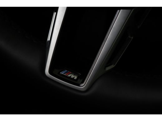 BMW 1 Serie 120 M Sport Automaat / Sportstoelen / M Adaptief onderstel / Comfort Access / Adaptieve LED / Par... ActivLease financial lease