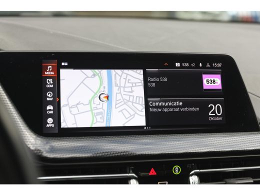 BMW 2 Serie 218i Sport Line Automaat / Sportstoelen / Cruise Control / PDC / Live Cockpit Professional ActivLease financial lease