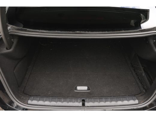 BMW 2 Serie 218i Sport Line Automaat / Sportstoelen / Cruise Control / PDC / Live Cockpit Professional ActivLease financial lease