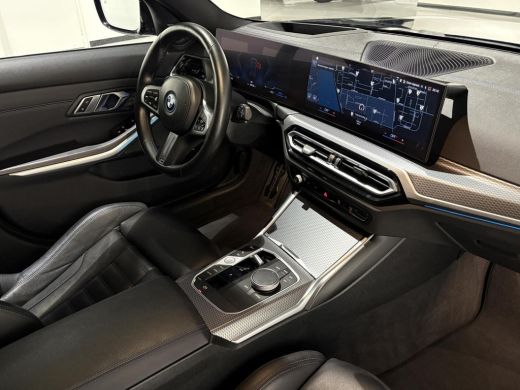 BMW 3 Serie Touring 330e |Facelift |M stoelen|Panoramadak|M sport|Shadowline|Head-up|High Executive|LED|Camera| ActivLease financial lease
