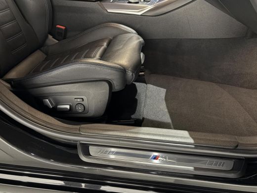 BMW 3 Serie Touring 330e |Facelift |M stoelen|Panoramadak|M sport|Shadowline|Head-up|High Executive|LED|Camera| ActivLease financial lease