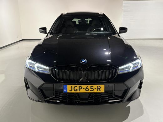 BMW 3 Serie Touring 330e |Facelift |M stoelen|Panoramadak|M sport|Shadowline|Head-up|High Executive|LED|Camera| ActivLease financial lease