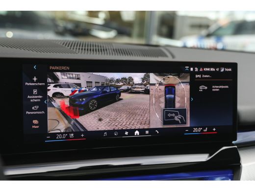 BMW i5 eDrive40 M Sport / Panoramadak / Trekhaak / Stoelventilatie / Comfort Access / Parking Assistant ... ActivLease financial lease