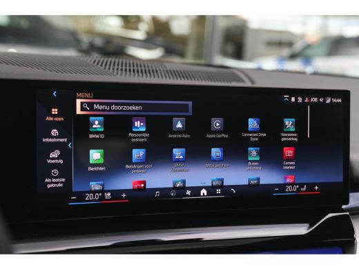 BMW i5 eDrive40 M Sport / Panoramadak / Trekhaak / Stoelventilatie / Comfort Access / Parking Assistant ... ActivLease financial lease