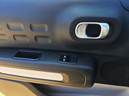 Citroën C3 1.2 PureTech - 81 Pk - Euro 6 - Airco - Cruise Control ActivLease financial lease