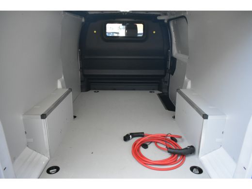 Fiat E-Scudo L3 75 kWh | Exterieur Pakket | Full-LED | Navigatie | Betimmering | 17"LMV | Parkeersensoren | !! ActivLease financial lease